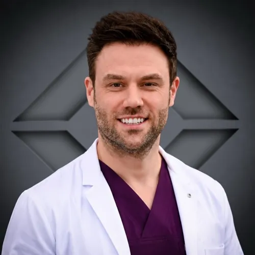 Dr. med. J. Philipp Neis, Specialist in Plastic and Aesthetic Surgery