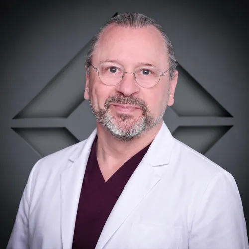 Dr. med. Martin Reifenrath, Specialist in Plastic and Aesthetic Surgery